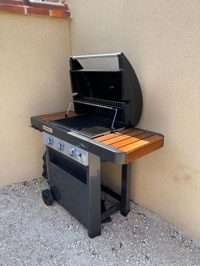 L'Atelier Du Peintre Verdier Saint-Gervais-la-Forêt Εξωτερικό φωτογραφία